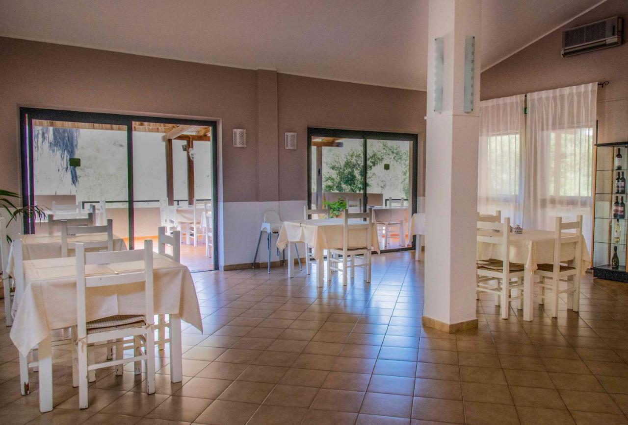 Hotel L'Oleandro Villasimius Kültér fotó