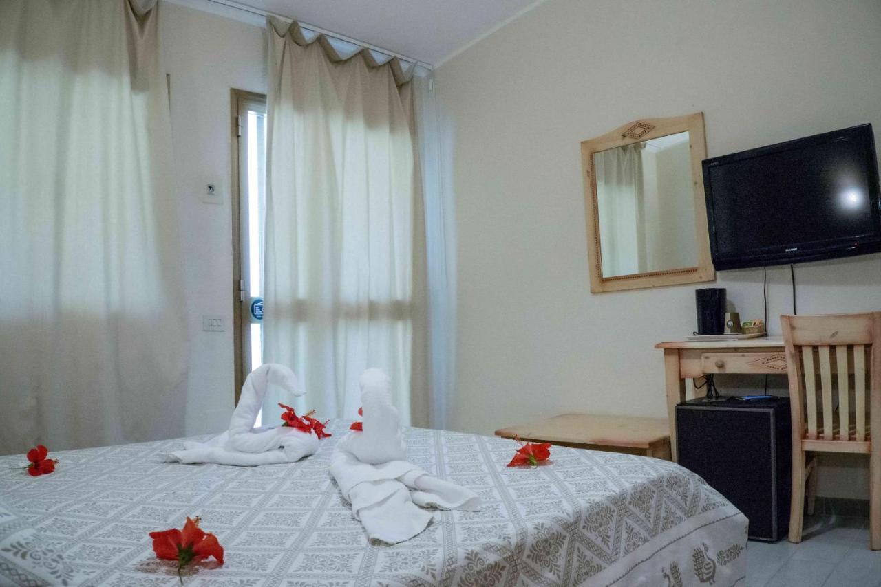 Hotel L'Oleandro Villasimius Kültér fotó