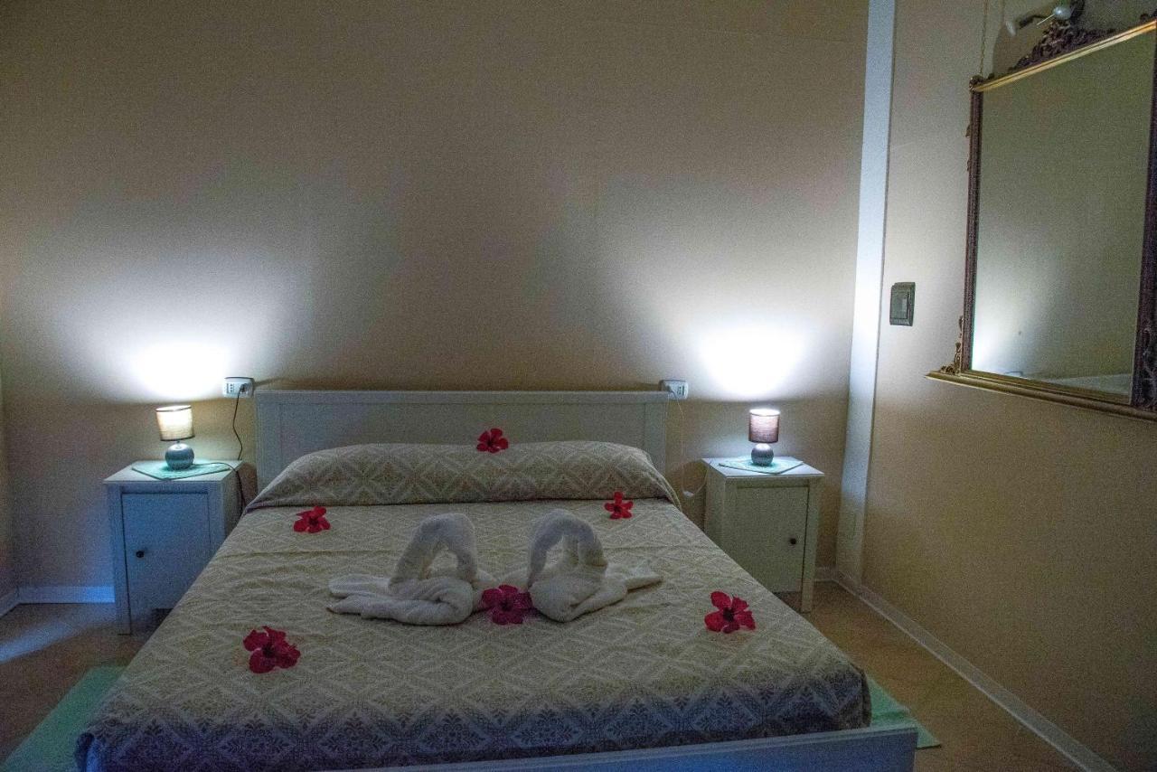 Hotel L'Oleandro Villasimius Kültér fotó